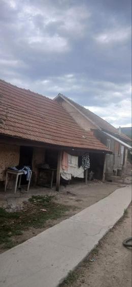 Casă cu 2 camere în Șiria