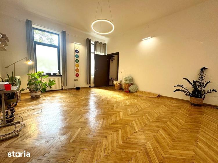 Apartament cu 2 camere, mobilat în Central