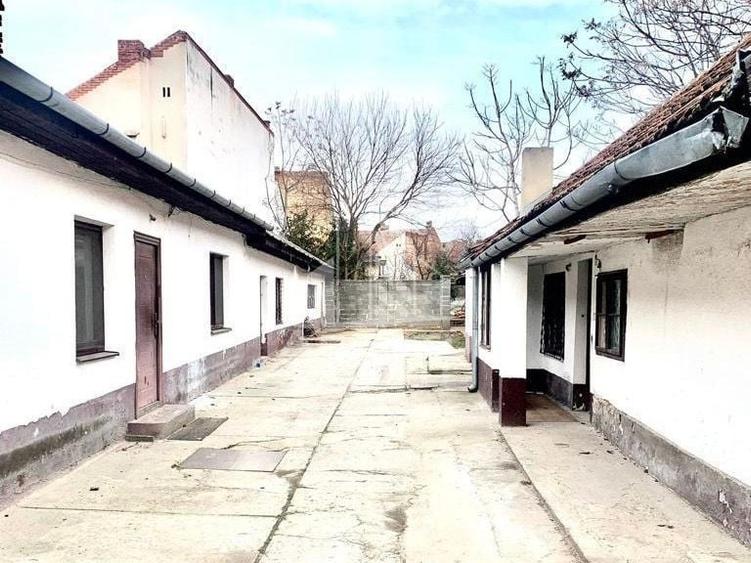Teren Construcții intravilan de 1098 mp, în Elisabetin
