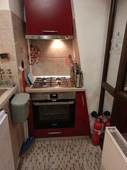 Apartament cu 2 camere, mobilat în Titan