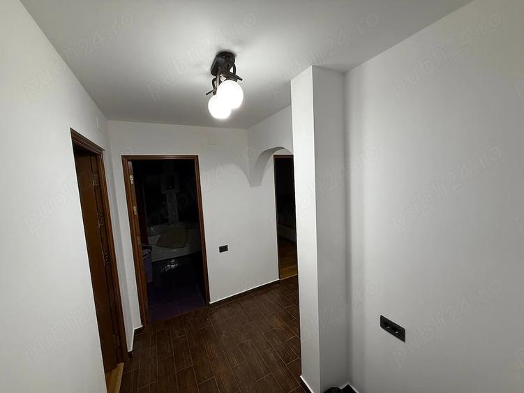 Apartament cu 3 camere decomandat în Exterior Vest