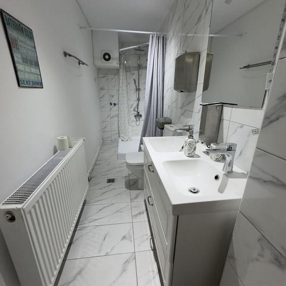 Casă individuală cu 2 camere cu Canalizare în Ultracentral