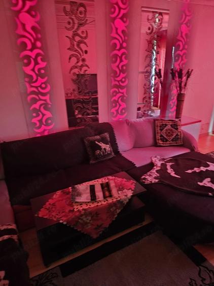 Apartament cu 3 camere decomandat în Exterior Vest