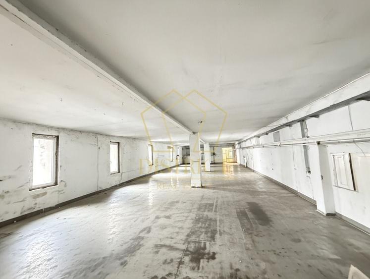 Spațiu industrial, de 240 mp, în Covaci