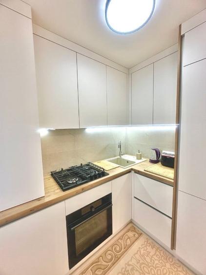 Apartament cu 2 camere decomandat în Borhanci
