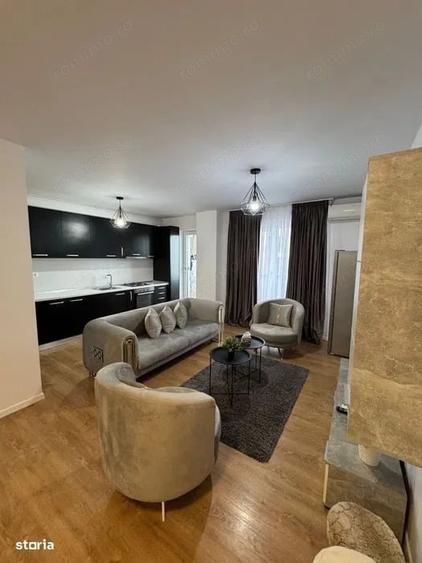 Apartament cu 3 camere semidecomandat în Torontalului