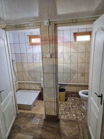 Spațiu comercial, de 334 mp, în Coșnea