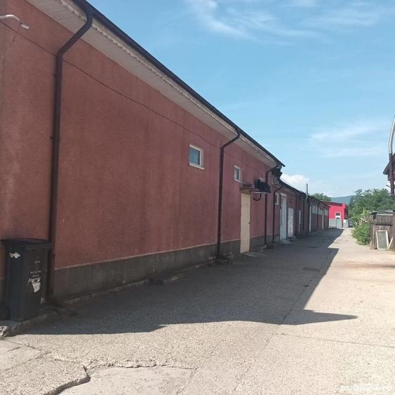 Spațiu comercial, de 1,500 mp, în Republicii