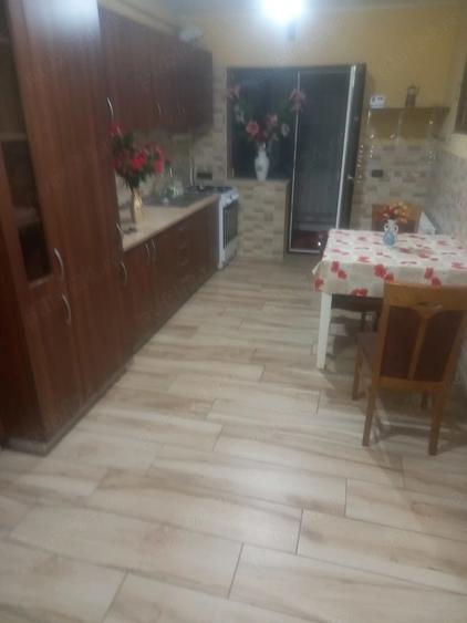 Apartament cu 2 camere decomandat în Exterior Vest