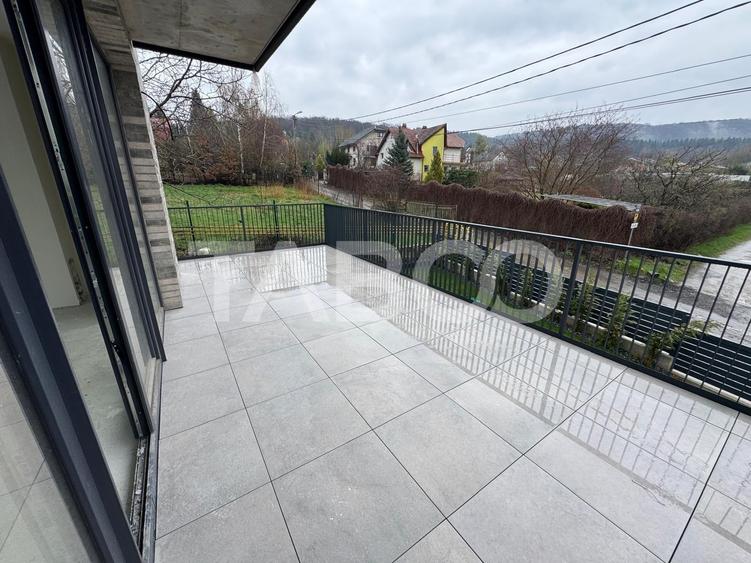 Casă individuală cu 5 camere cu Canalizare în Făget