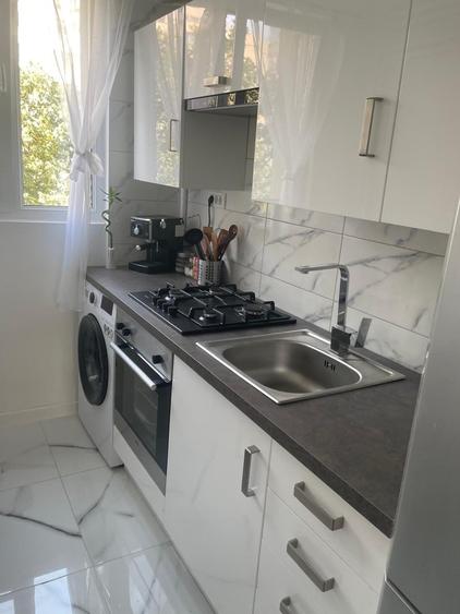Apartament cu 2 camere decomandat, mobilat în Bucur Obor