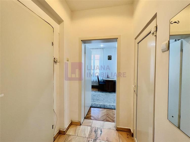 Apartament cu 2 camere decomandat, mobilat în Aeroport