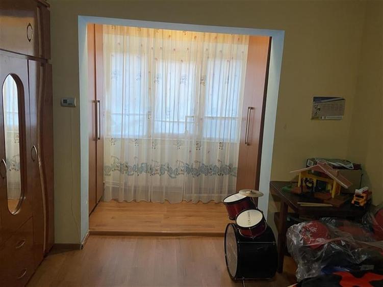 Apartament cu 2 camere decomandat în Gară