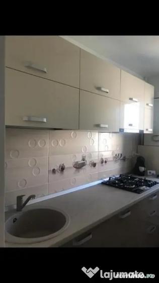 Garsonieră decomandată în Aradului