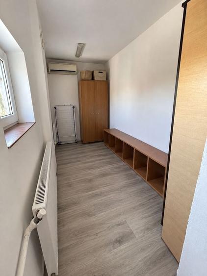 Apartament cu 2 camere decomandat în Titulescu