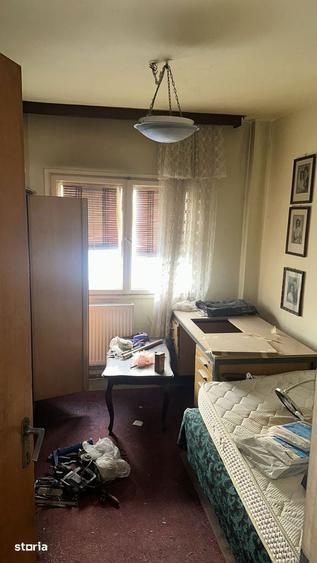 Apartament cu 3 camere decomandat, mobilat în Rahova