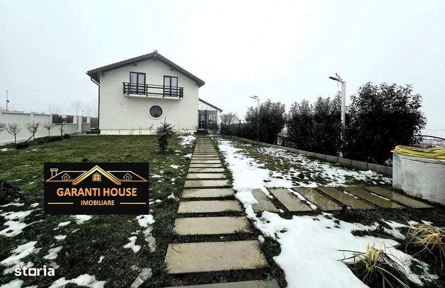 Casă cu 4 camere cu Teren 1000 Mp în Recea