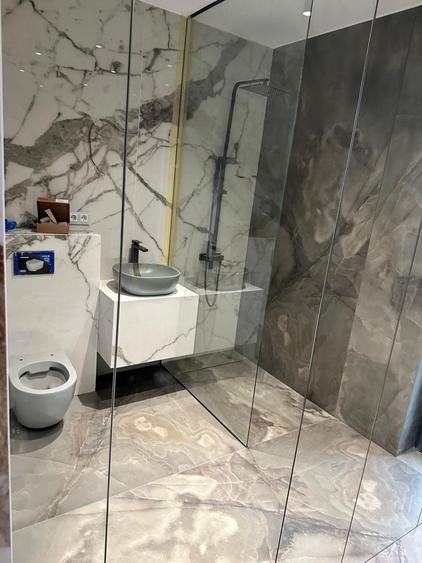 Casă individuală cu 4 camere cu Canalizare în Tunari