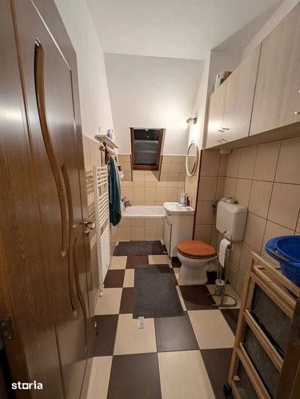 Apartament cu 2 camere decomandat în Est