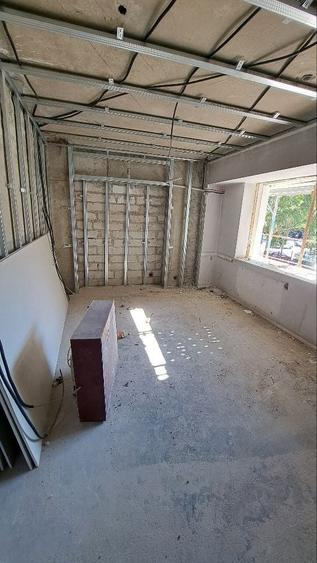 Parcul Circului-adiacent, 3 camere de vanzare, 2/4, an 2026 - 3
