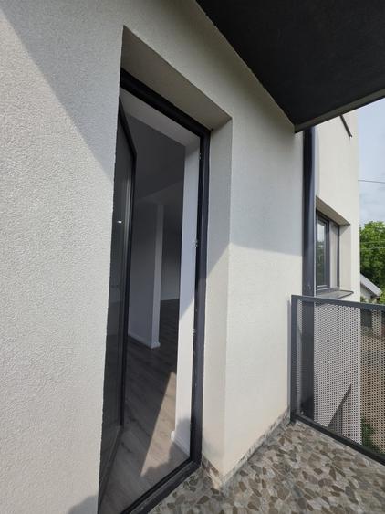 Apartament cu 2 camere semidecomandat în 1 Decembrie