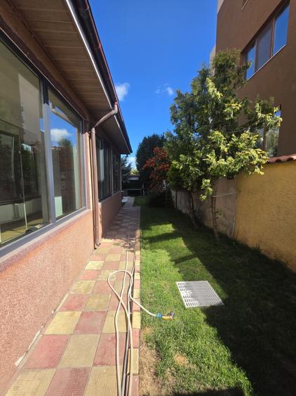 Casa Generoasa cu 2 Locuinte Separate, Garaj si Foisor in Zona Coiciu - Trocadero, Constanta - 6