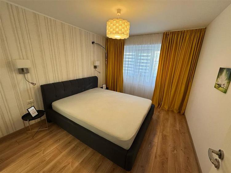 Apartament cu 3 camere decomandat, mobilat în Central