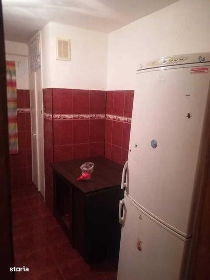 Apartament cu 2 camere decomandat în Badea Cârțan