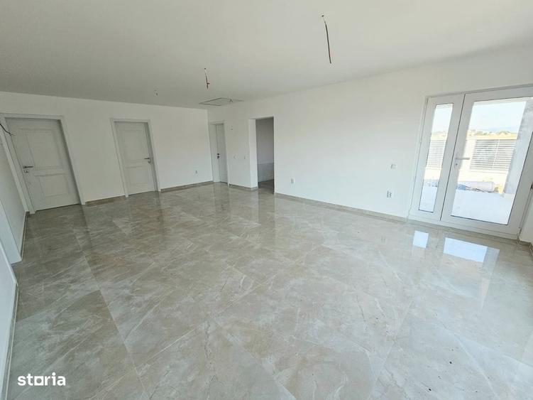 Casă cu 4 camere cu Teren 508 Mp în Hărman