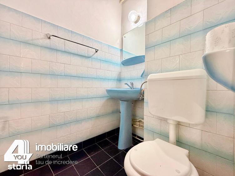 Apartament cu 3 camere decomandat în Polivalentă