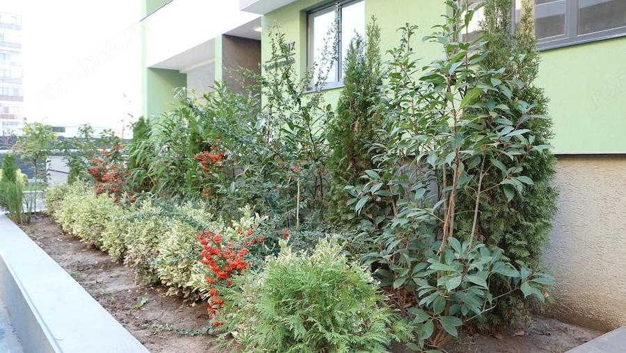 Apartament cu 3 camere semidecomandat în Sud