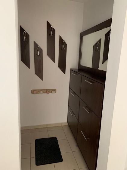 Apartament cu 2 camere semidecomandat în Groapa