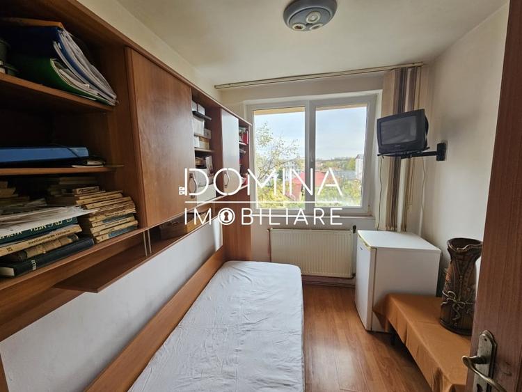 Apartament cu 2 camere semidecomandat, mobilat în Central