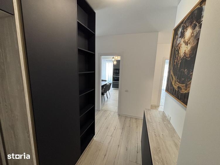 Apartament cu 3 camere decomandat în Colentina