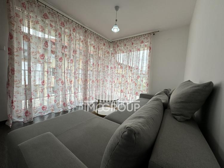 Apartament cu 3 camere decomandat, mobilat în Florești