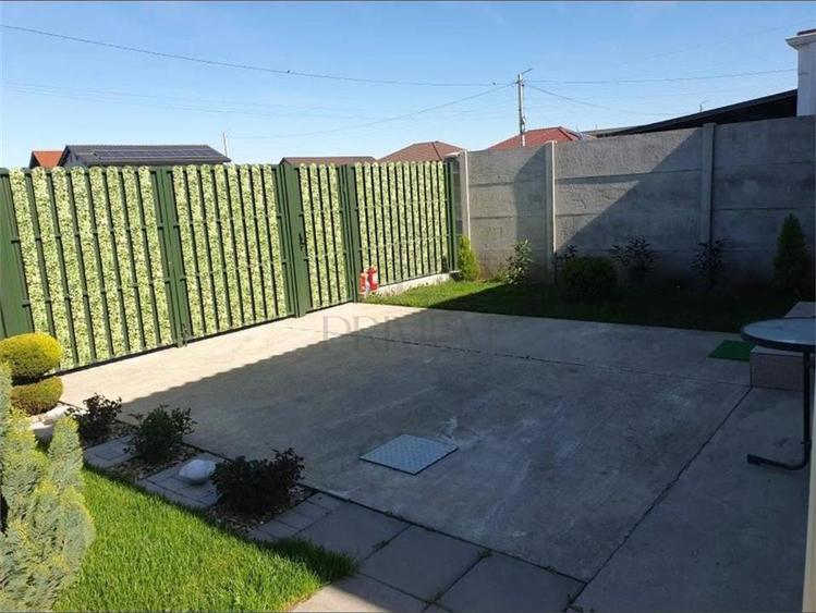 Duplex cu 3 camere cu Teren 250 Mp în Sânmihaiu Român
