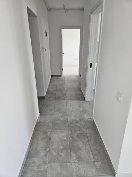 Apartament cu 2 camere decomandat în Haliu