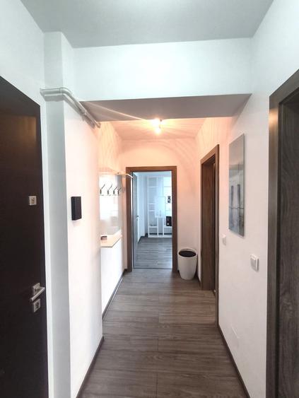 Apartament cu 2 camere decomandat în Berceni