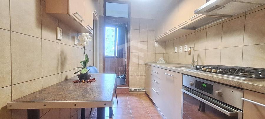 Apartament cu 2 camere decomandat, mobilat în Brâncoveanu