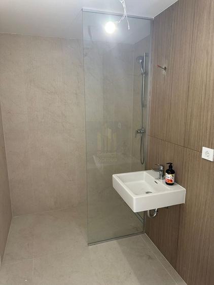 Apartament cu 2 camere decomandat, mobilat în Jiului