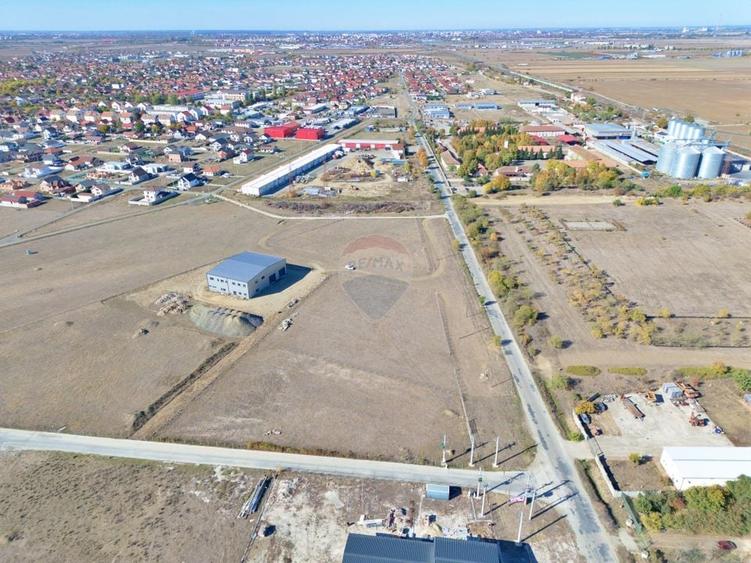 Teren Construcții intravilan de 4800 mp, în Vladimirescu