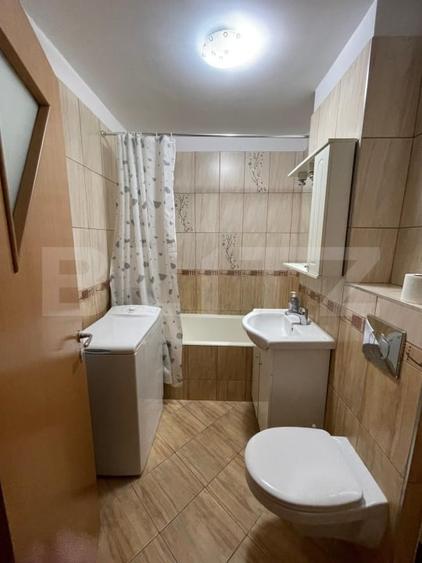 Apartament cu 2 camere, decomandat, loc de parcare, zona Tractorul, Brașov - 7