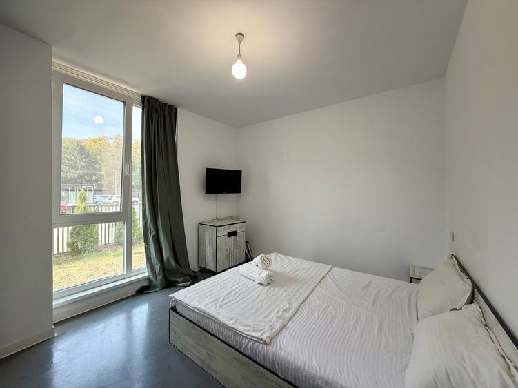 Apartament cu 3 camere decomandat, mobilat în Telegrafului