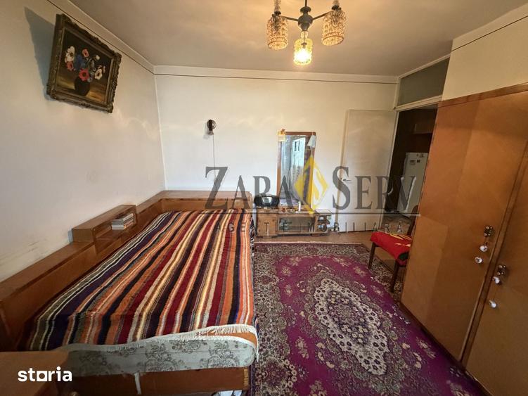 Apartament cu 3 camere decomandat în Cantacuzino