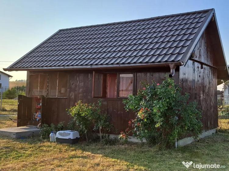 Apartament cu 3 camere nedecomandat în Berchișești