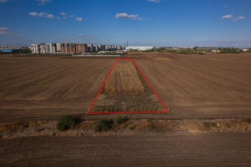 Teren Construcții intravilan de 7500 mp, în Berceni