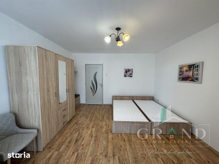 Garsoniera renovata | ManasturStr.Bucegi | Balcon | 2 lifturi noi - 4