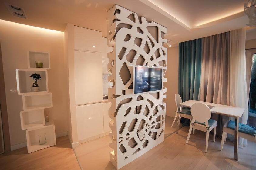 Apartament cu 2 camere decomandat, mobilat în City Park Mall