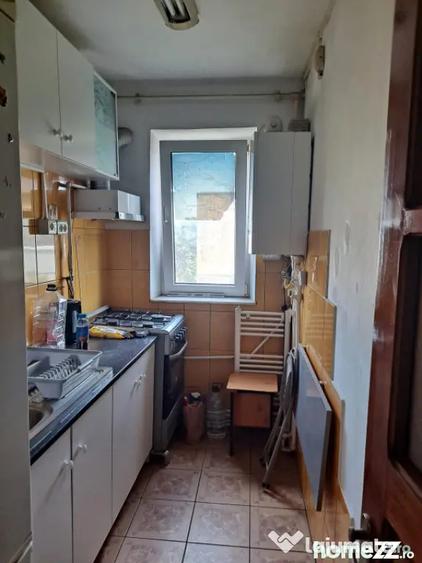 Apartament cu 2 camere semidecomandat, mobilat în Tomis Nord