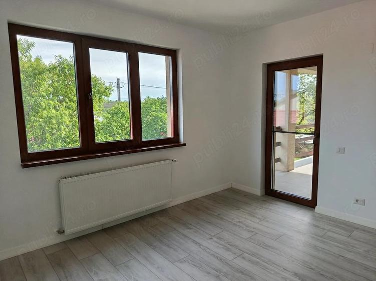Casă cu 6 camere cu Teren 1934 Mp în Găneasa